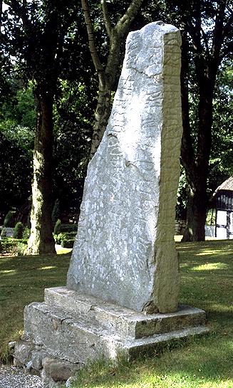 Rimsø-Runenstein-Beschreibung